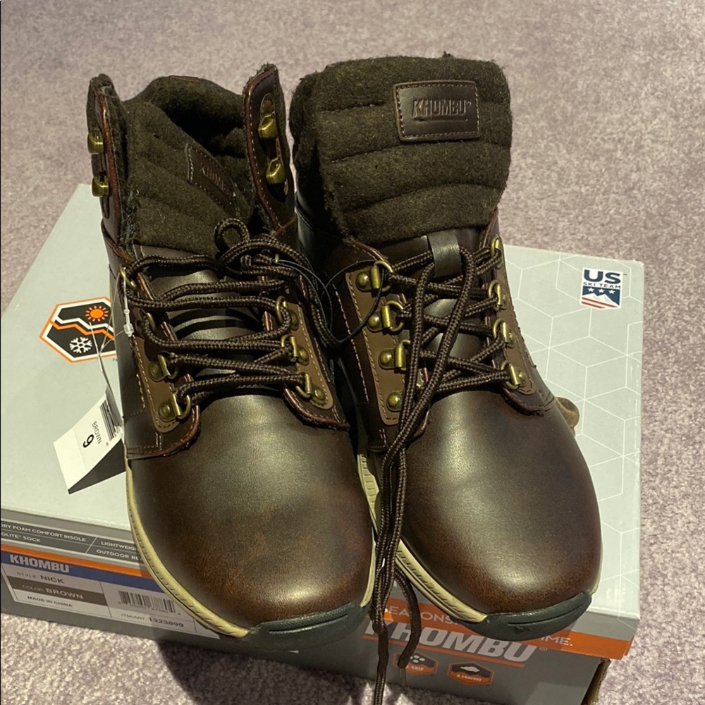 NWT Khombu Brown Ankle-High Lace-Up Boots